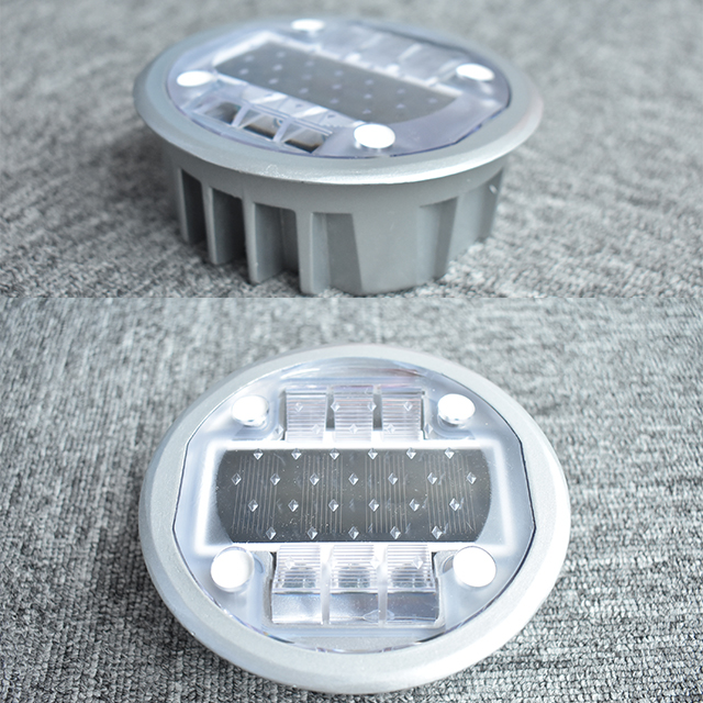 solar road studs